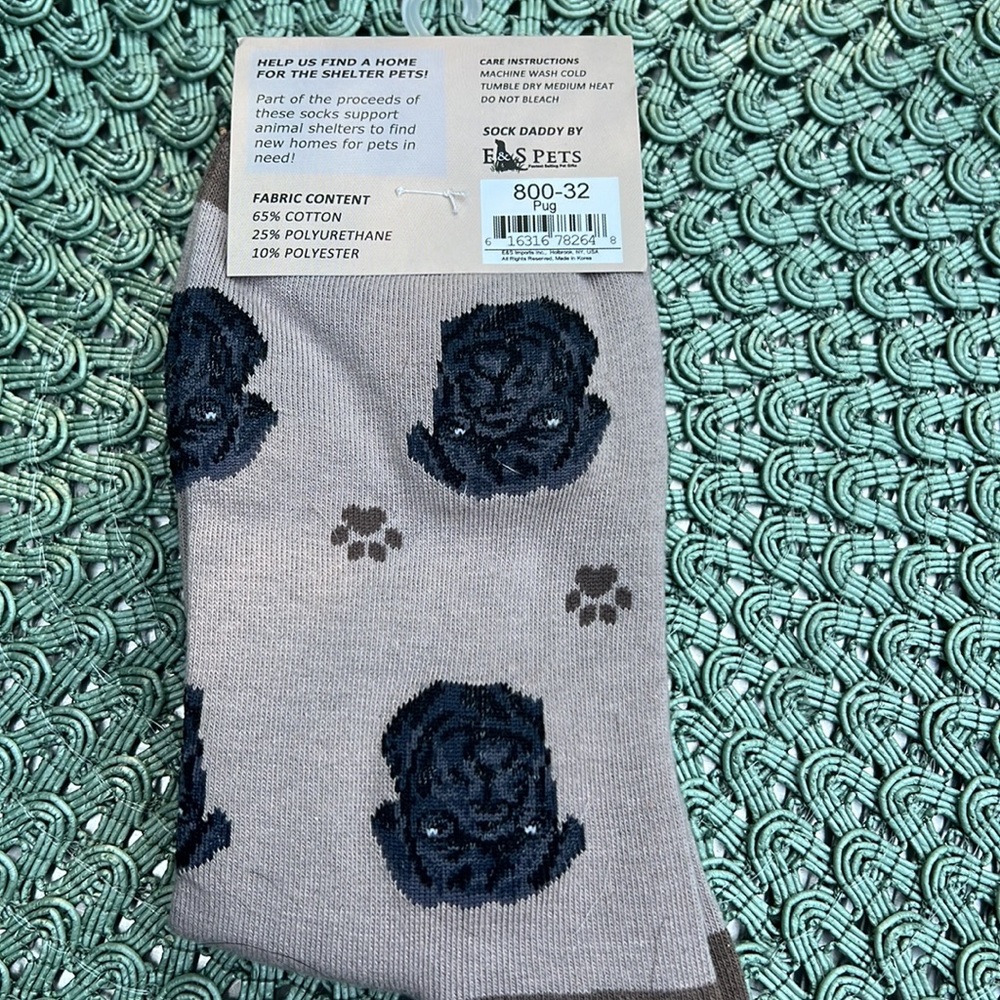 Brand new w/ tag SOCK DADDY Brand Black Pug Unisex Crew Socks. - Picture 3 of 7
